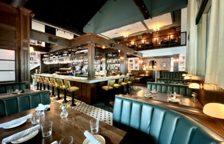 patio-seating-restaurant-italian-contractor