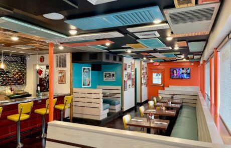 upfit-restaurant-charlotte-latin-calle-sol-sm